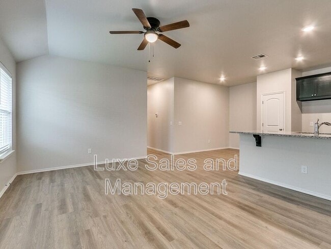 Photo - 8012 NW 105th Terrace House