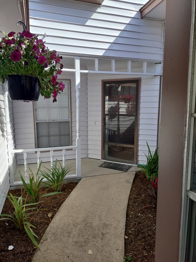 Photo - 15622 Barbarossa Dr House