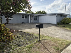 Building Photo - 201 Anapalau St