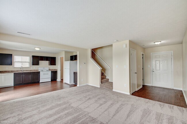 Building Photo - 4 br, 2.5 bath House - 7747 Danube Street 1