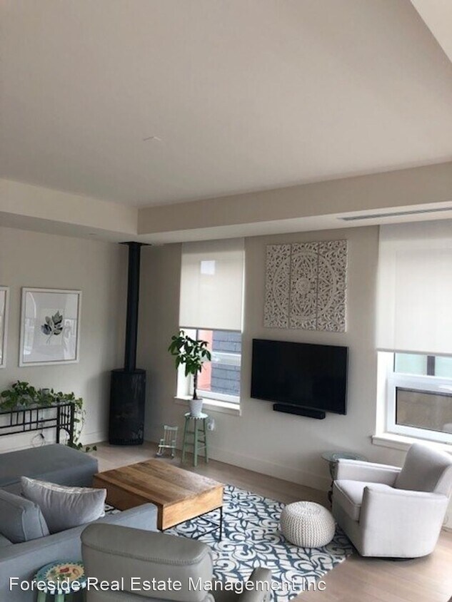 Primary Photo - 2 br, 2 bath House - 166 Fore Street #41
