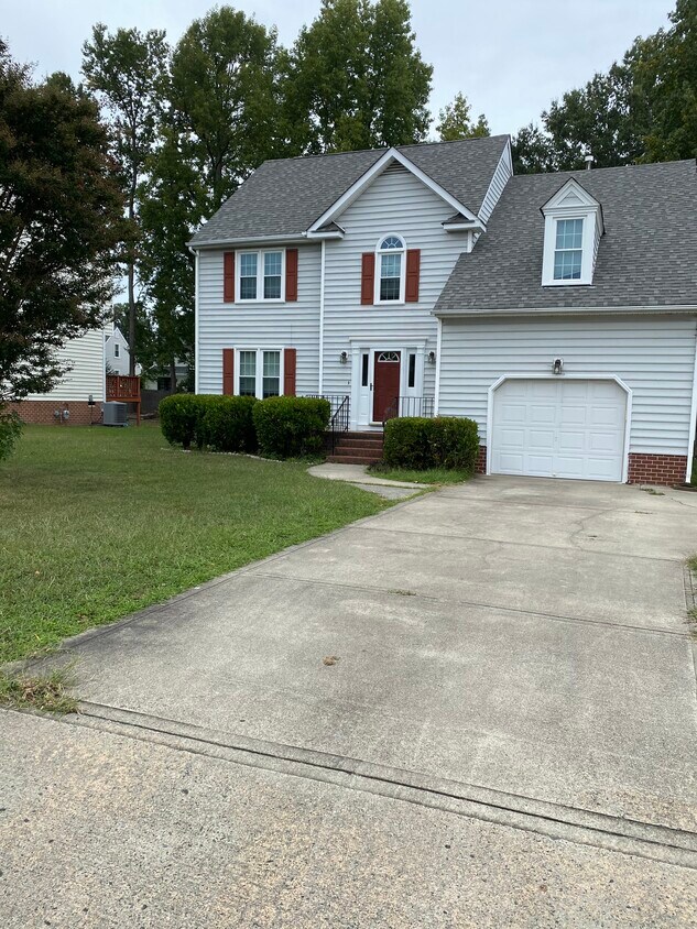 10636 Anna Marie Dr, Glen Allen, VA 23060