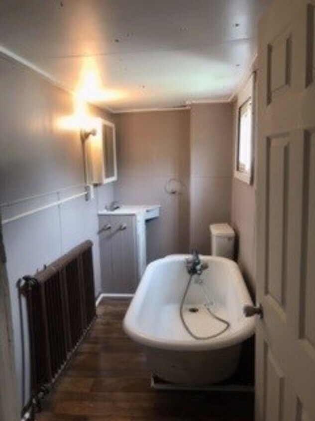 35 Vine St Unit 35 Vine Street APT 2, Tamaqua, PA 18252 Room for Rent