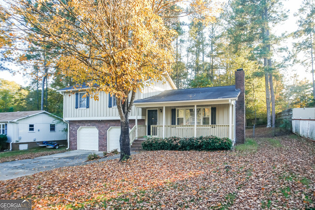 Building Photo - 1947 Leatherleaf Dr SW