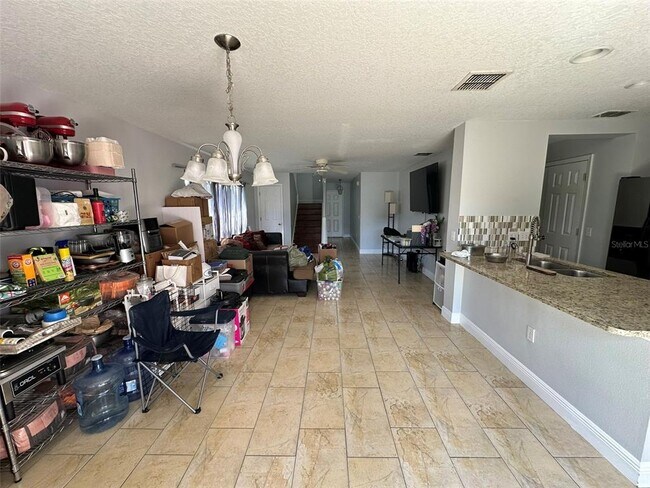 Foto del edificio - 2510 Hassonite St