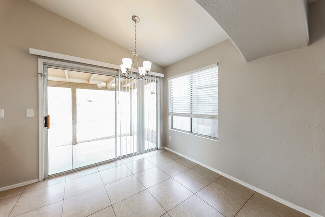 Foto del edificio - 8420 W Bloomfield Rd