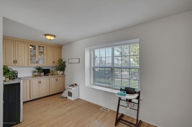 Foto del edificio - 223 Seaspray Ln