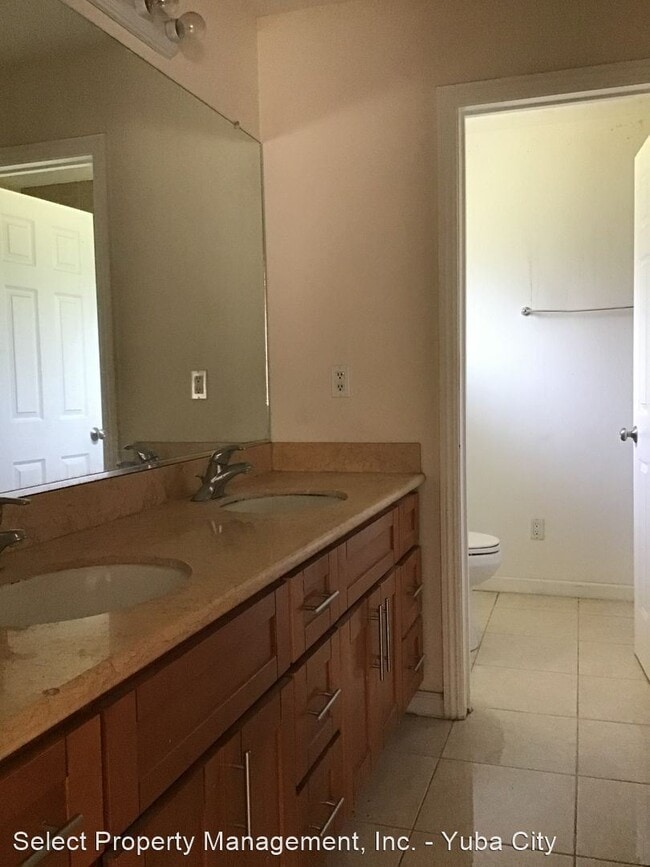 Building Photo - 3 br, 2 bath House - 11563 Peach Ct
