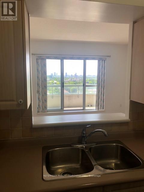 Photo du bâtiment - 5039-5039 Finch Ave E