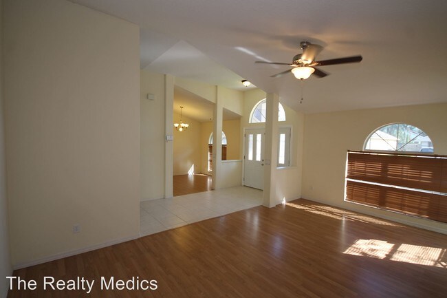 Building Photo - 857 River Boat Cir