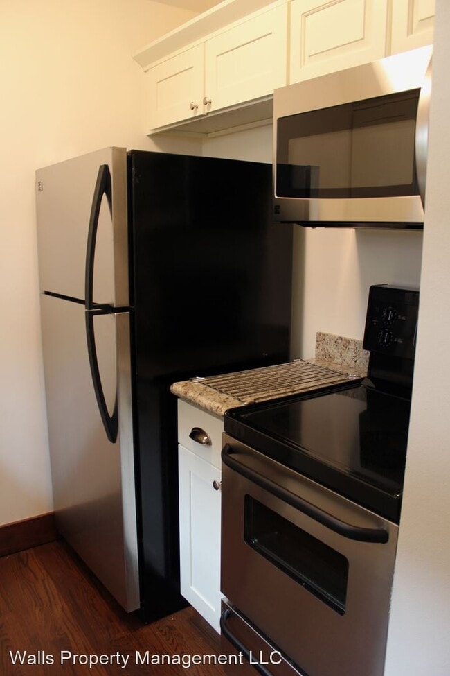 Building Photo - 6710 Greenwood Ave N