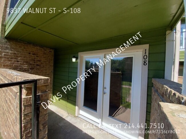 Foto del edificio - 9837 Walnut St