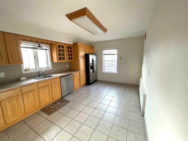 Building Photo - 153 Avenue B