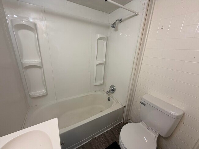 Foto del edificio - 210 Eleventh-E