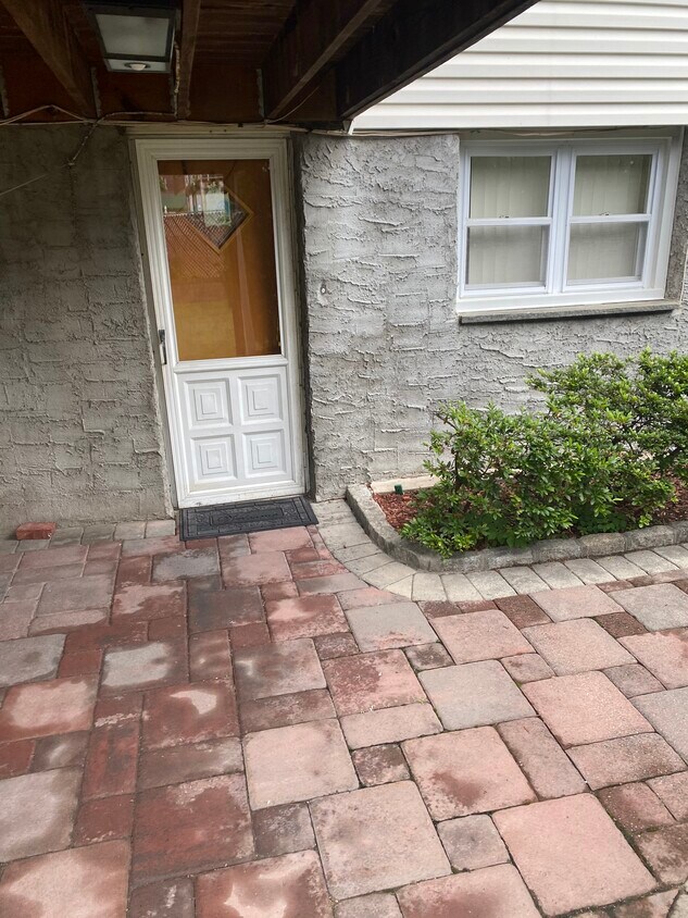 7 Abner Plz Unit Ground Floor Apartment, Yonkers, NY 10704 Apartments