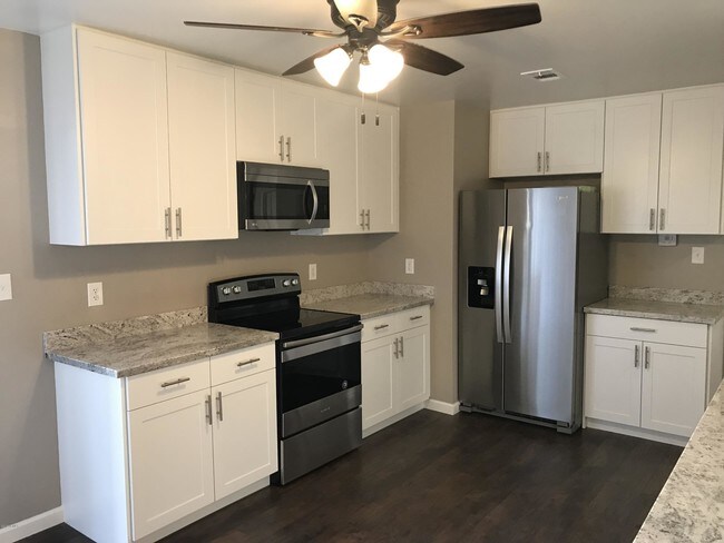 Foto del edificio - 1436 E Cinnabar Ave