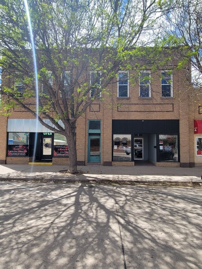 Building Photo - 403 14th St