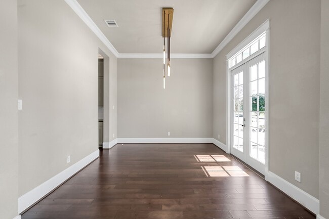 Foto del edificio - 2215 Blue Duck Ln