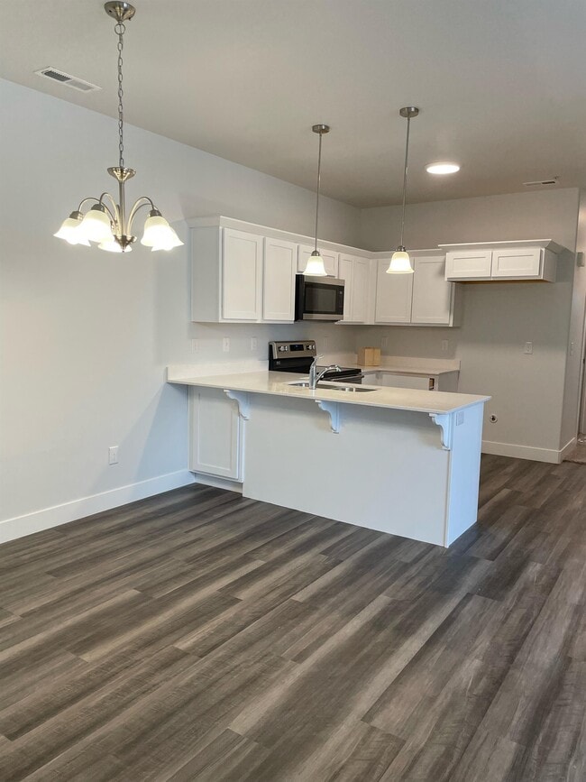 Building Photo - 434 N 360 W