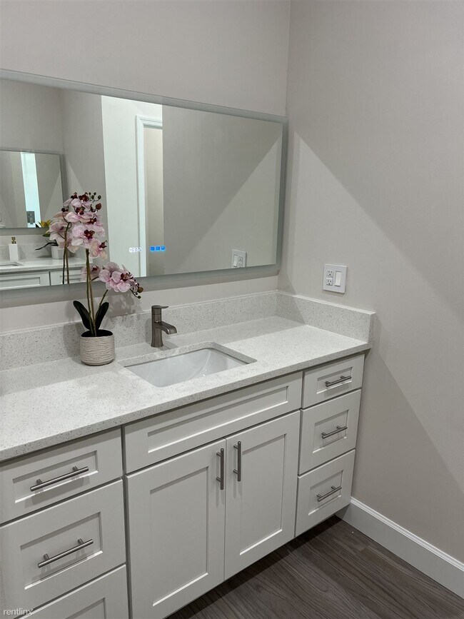 Foto del edificio - 4 br, 2.5 bath House - 6439 Taylor Court