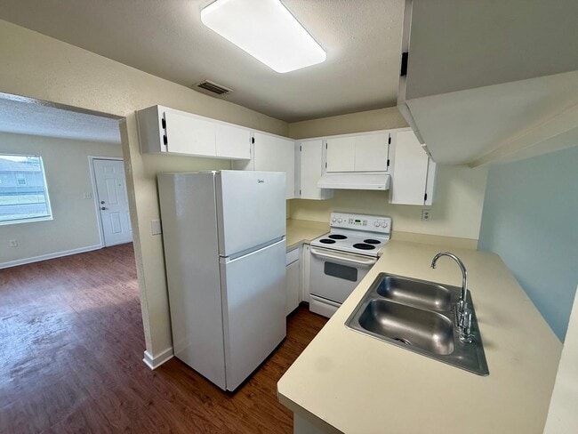 Foto del edificio - 1476 Pierce St