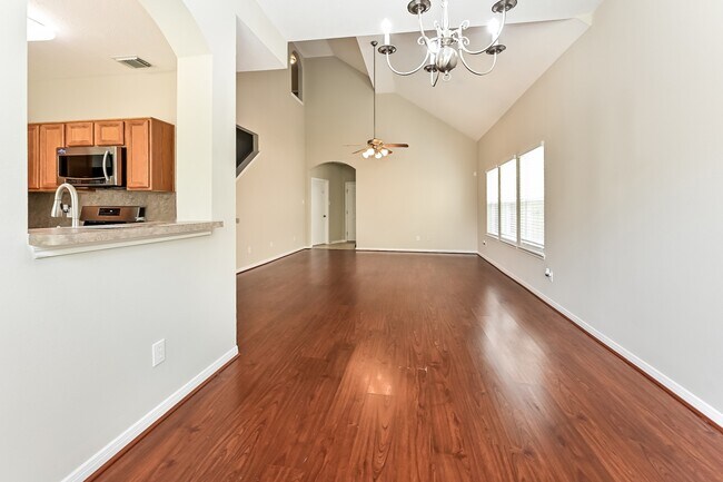 Building Photo - 12923 Palm Leaf Ct
