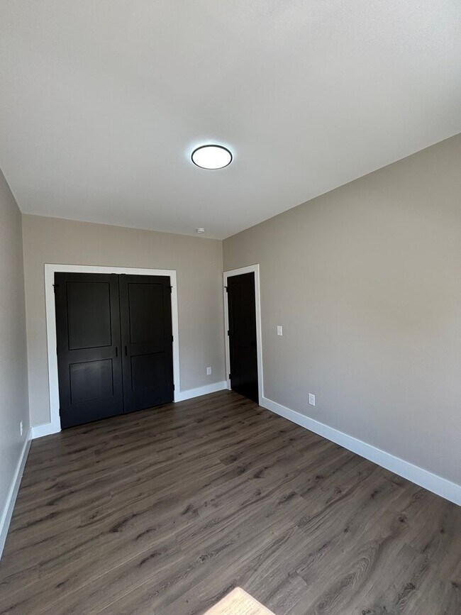 Foto del edificio - 3131 Linden Ave