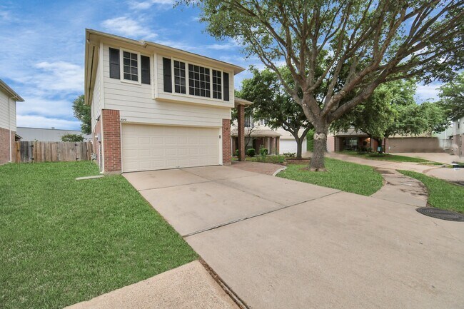 Foto del edificio - 3919 Rolling Springs Ln