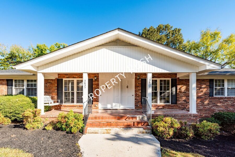 Foto principal - 3637 Missionaire Ave