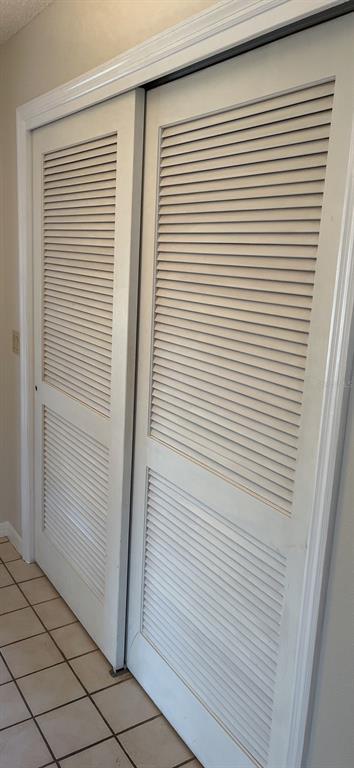 Building Photo - 8992 Hernando Way