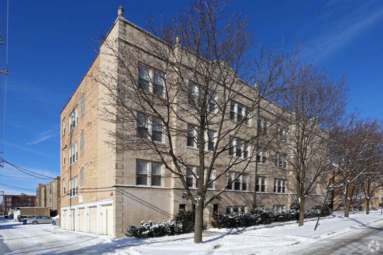 Primary Photo - 800-806 Dobson St