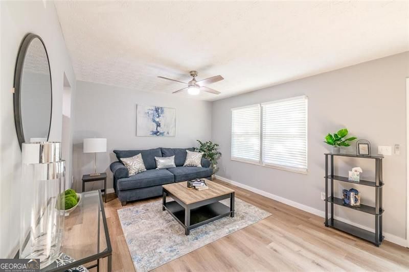 Foto principal - 859 Regal Path Ln