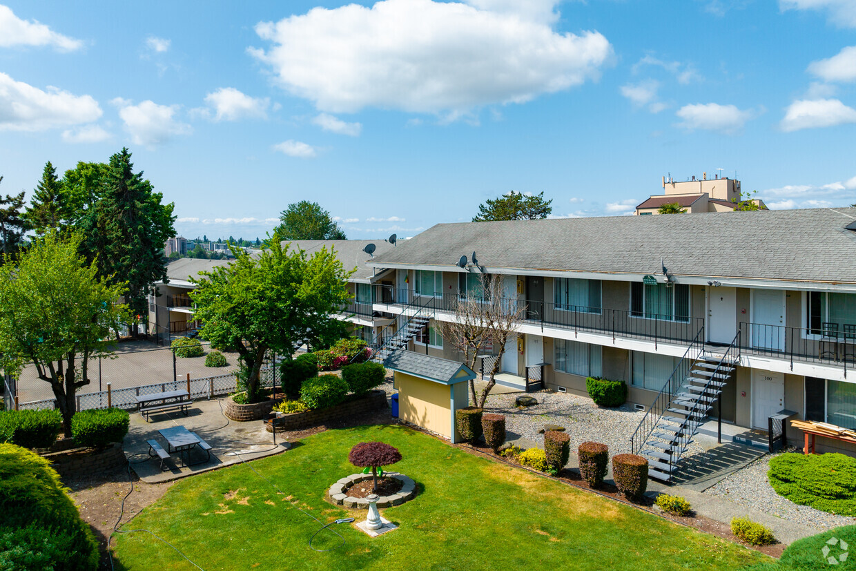 Primary Photo - Sky Garden Park Villa