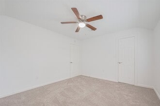 Building Photo - 5303 Lookout Mountain Dr