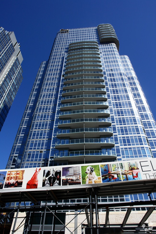 Building Photo - Element