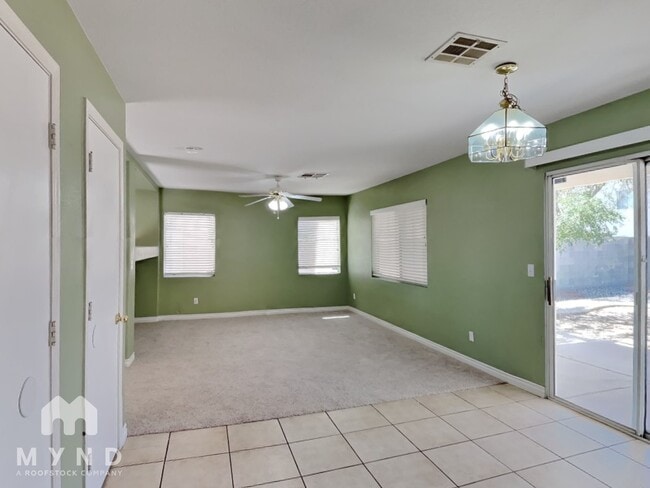 Building Photo - 695 Emerald City Ave
