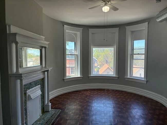 Foto del edificio - 9035 S Burley Ave
