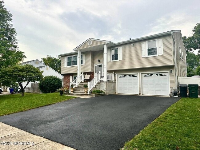 Building Photo - 15 Bristlecone Dr