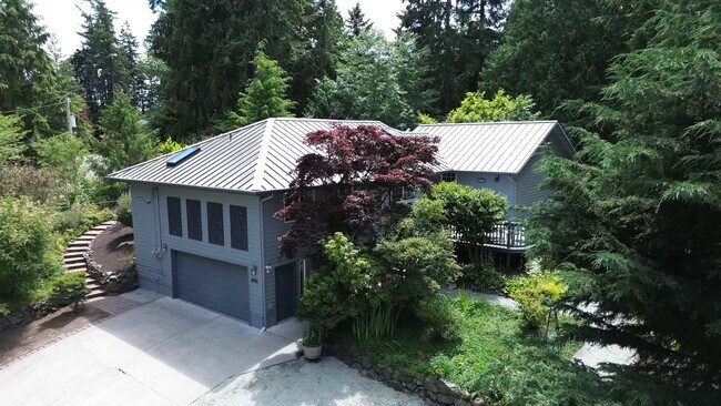 Foto del edificio - Lovely Unfurnished Home Located in Clinton!