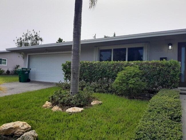 Building Photo - 9355 SW 181st St