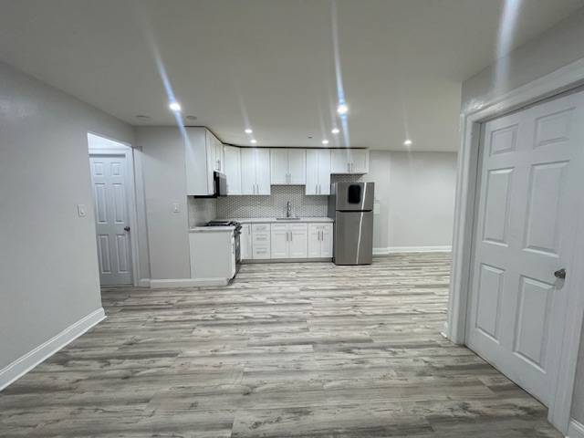 Foto del edificio - 451 Castle Hill Ave