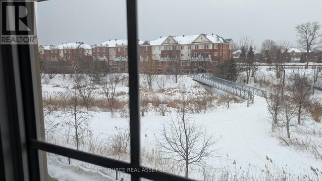 Photo du bâtiment - 2496 Post Rd