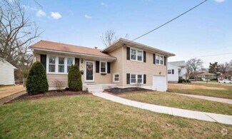 Building Photo - 34 Kenwood Dr
