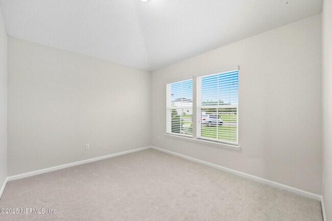 Building Photo - 15653 Mason Lakes Dr
