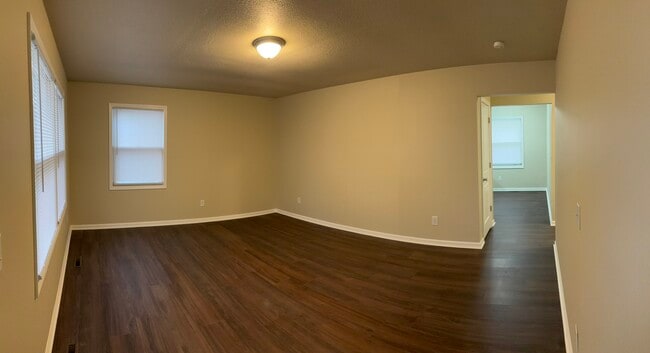 Building Photo - 8599 E H Ave