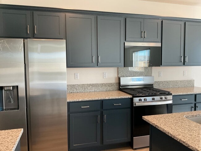 Building Photo - Toll Brothers 5 bedroom home in Stonebrook Spanish Springs