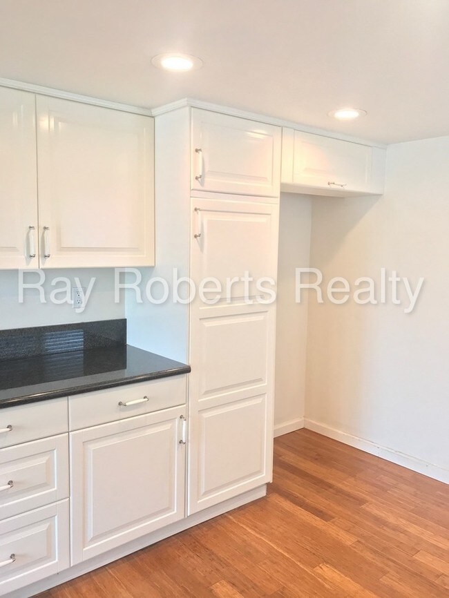 Foto del edificio - 2732 W Juniper St