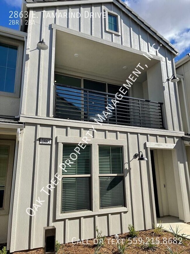 Building Photo - 2863 E Tamarind Dr