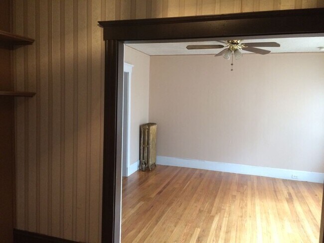 Building Photo - 71 Freeman Ave