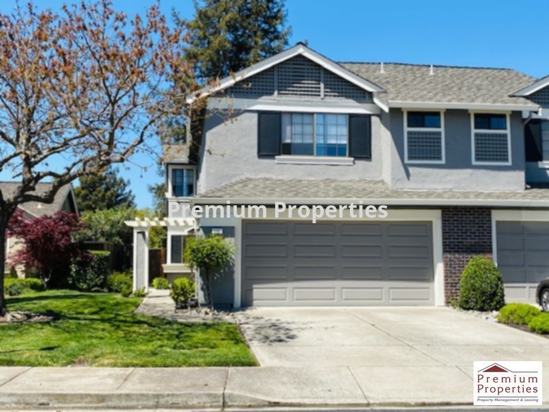 Primary Photo - 235 Bridgeside Cir